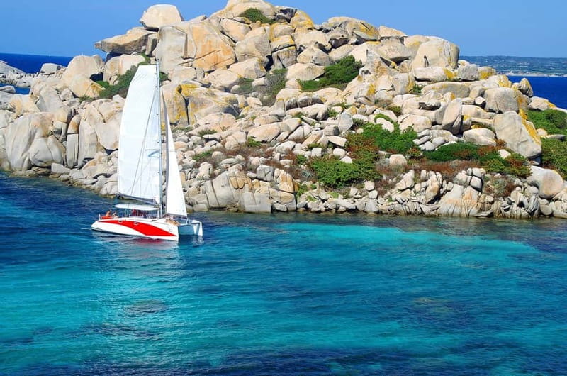 Bonifacio: Catamaran trip with snorkeling at the Lavezzi Islands - Starting at Piantarella Beach near Bonifacio