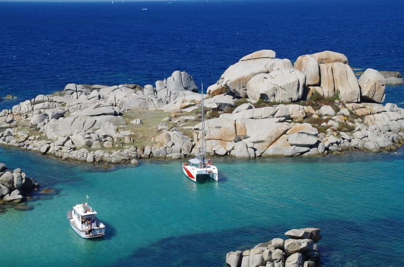 Bonifacio: Catamaran trip with snorkeling at the Lavezzi Islands - Lavezzi Archipelago: the first water stop