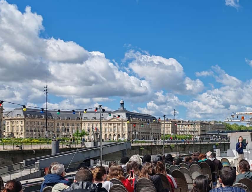 Bordeaux: Guided River Cruise - Chartrons and Bordeaux’s changing riverfront