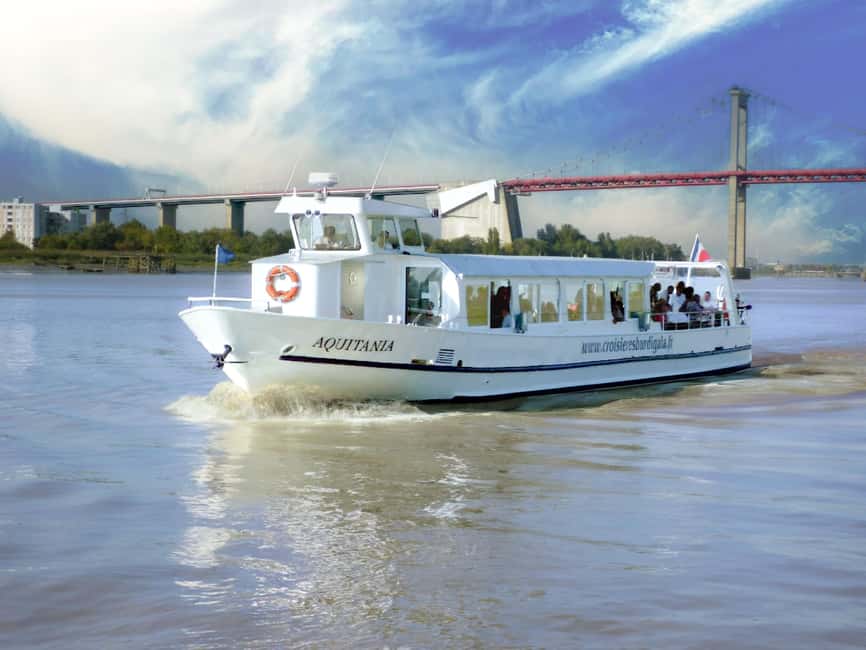 Bordeaux: Guided River Cruise - Beyond the city center to Pont d’Aquitaine