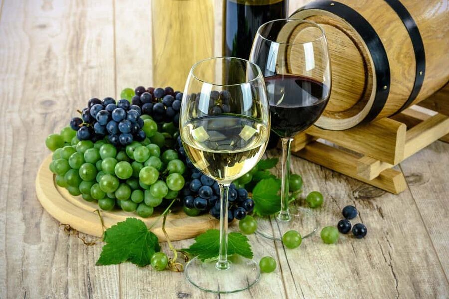 Bordeaux: River Garonne Cruise with Glass of Wine and Canelé - Key points before you book