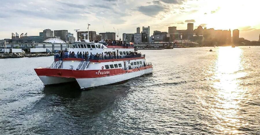 Boston: Boston Harbor Sunset Cruise - What makes this Boston sunset cruise worth your time