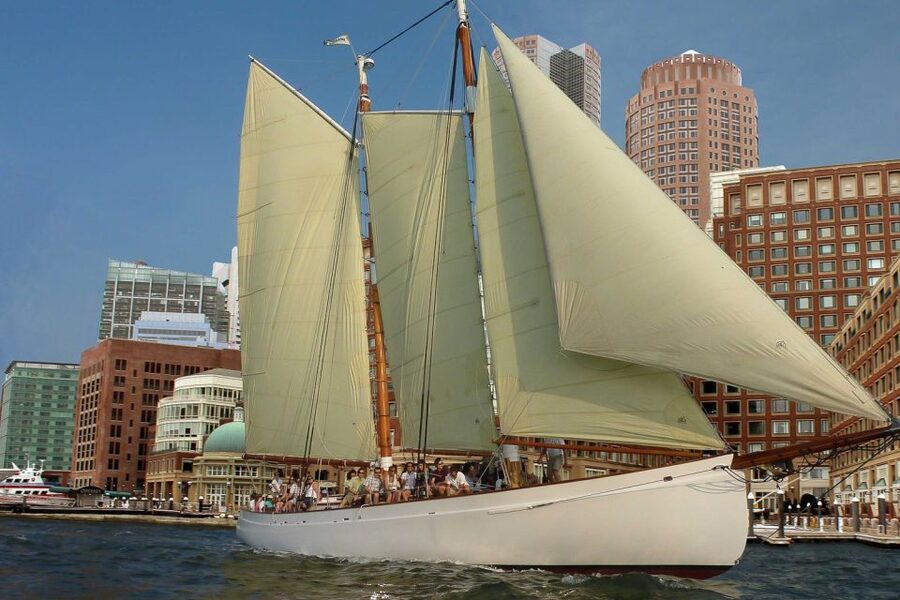 Boston: Harbor Champagne Sunset Sail from Rowes Wharf - Key points to know before sailing