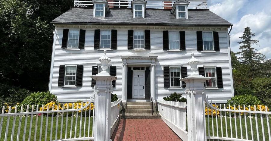 Boston: Salem by Boat – Witch Trials & Walking Tour - Real Pirates Museum: Salem’s seaport story