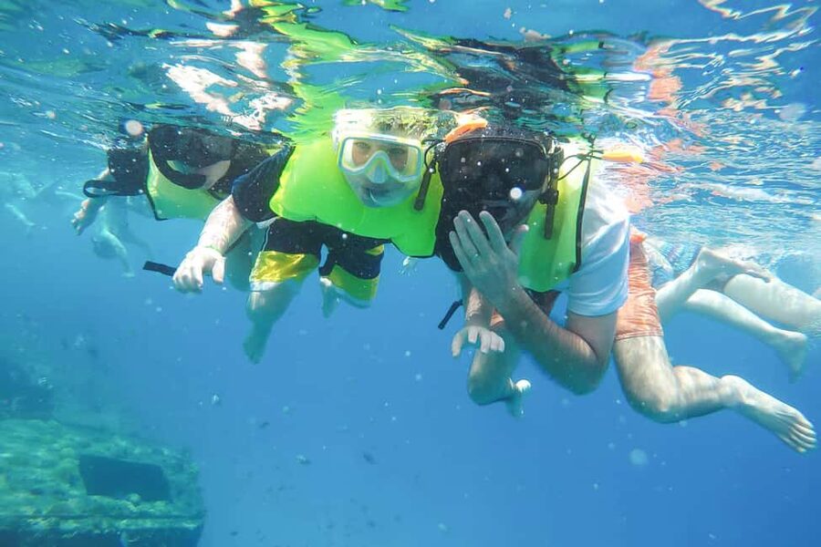 Bridgetown: Carlisle Bay Turtle and Shipwreck Boat Cruise - Is $36 a fair price?