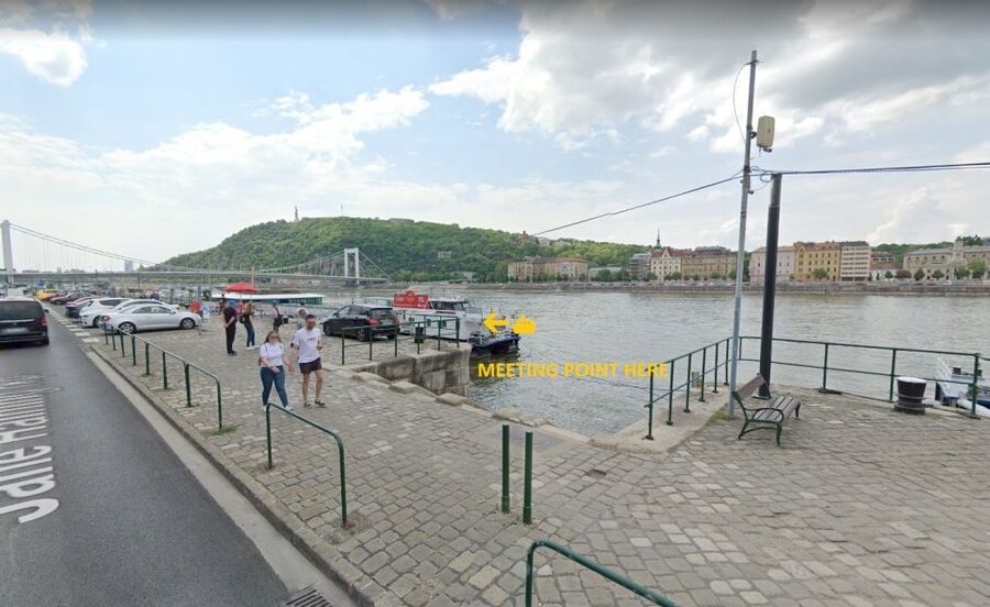 Budapest: 4-Course Dinner River Cruise with Live Folk Music - The Danube route and its best views
