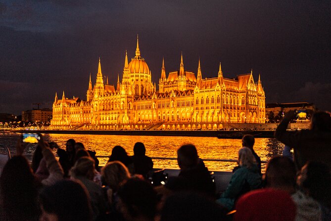 Budapest Danube River Sightseeing Night Cruise with Drink - Audio commentary and the limits of a recorded tour