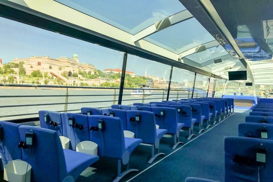 Budapest: Daytime Sightseeing Boat Cruise - Looking up toward Buda Castle
