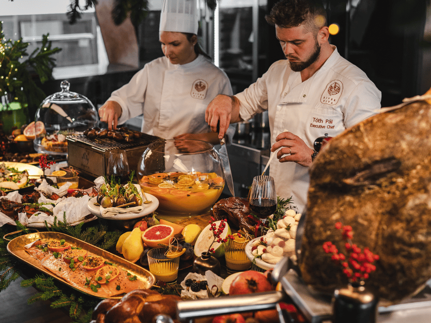 Budapest: Dinner Cruise with Live Music & Unlimited Drinks - Key points to know before booking
