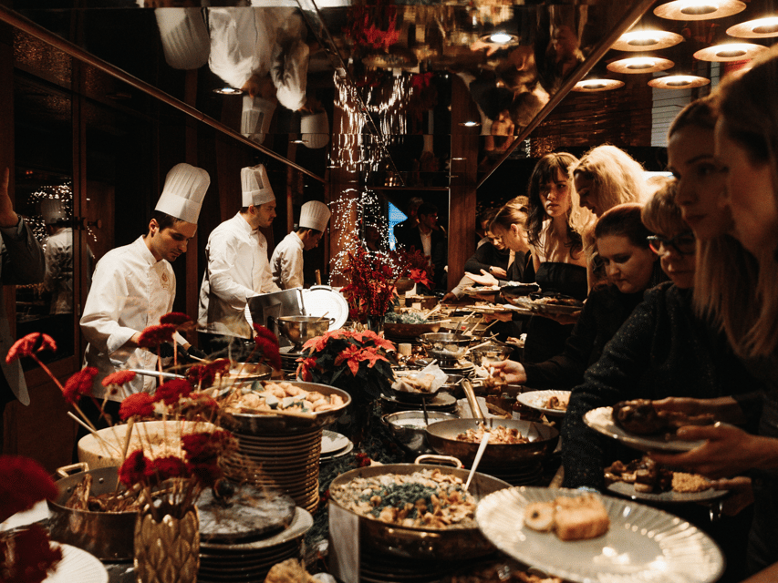Budapest: Dinner Cruise with Live Music & Unlimited Drinks - Dinner by Pál Tóth and Viktor Moldován