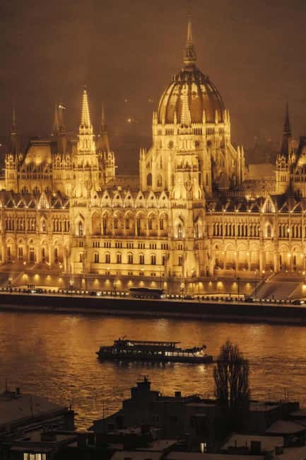 Budapest: Parliament Panorama Cruise with Törley Prosecco - Finding Batthyány tér Dock 1