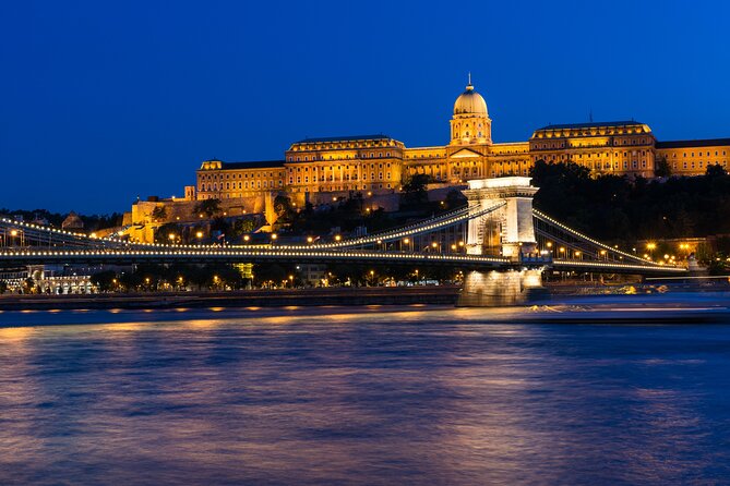 Budapest: Unlimited Prosecco, Beer & Aperol Spritz Cruise - Food options and whether you need dinner