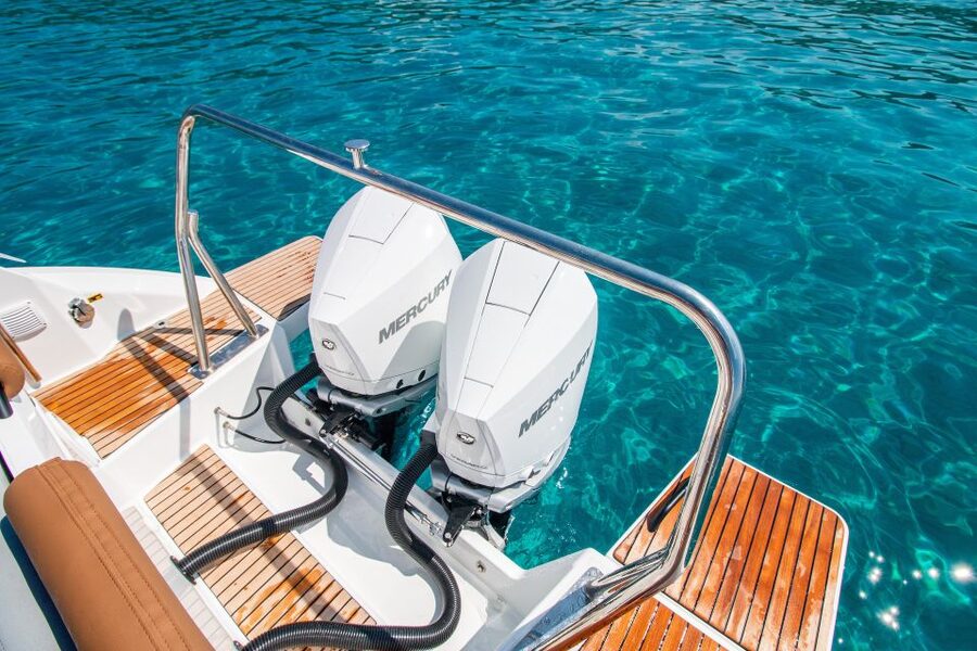Cagliari: Luxury Motorboat Tour with 3 Swim Stops & Wine - The final cove near the Devil’s Saddle