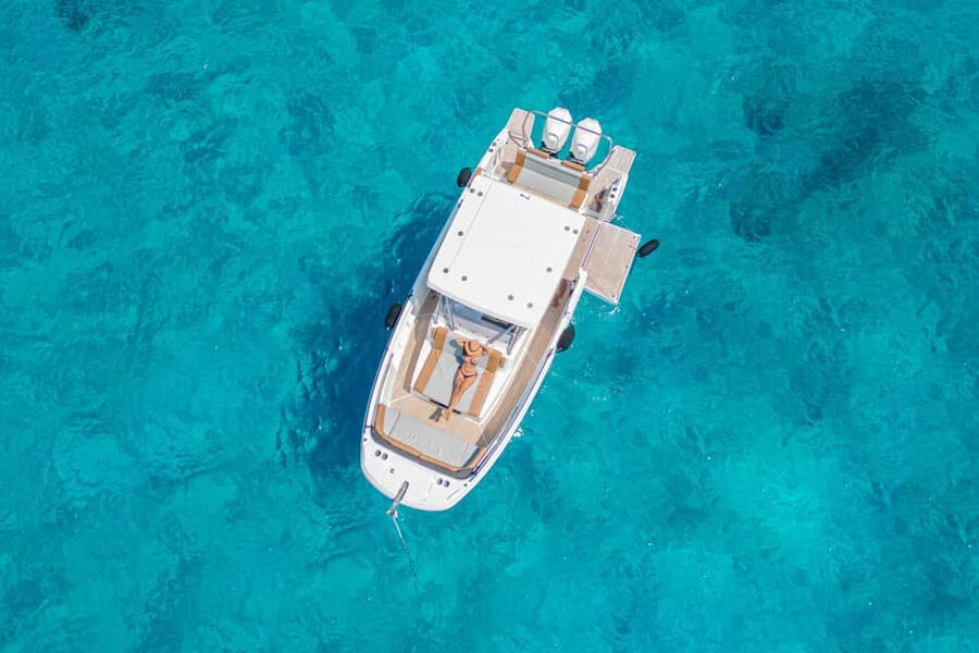 Cagliari: Luxury Motorboat Tour with 3 Swim Stops & Wine - Finding the boat at Marina Piccola