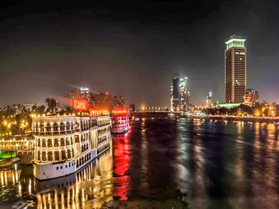 Cairo: Dinner Cruise on the Nile River with Entertainment - The open buffet: plenty of choice, mixed results