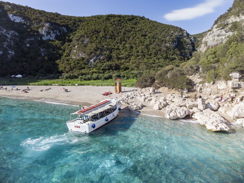 Cala Gonone: Boat ride to Cala Luna beach - Swimming, sun, and time on the sand