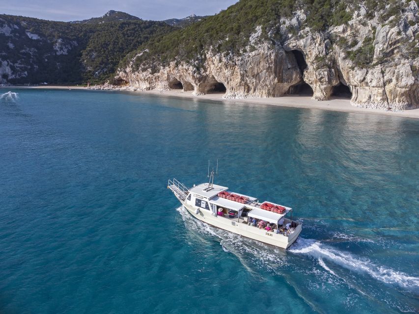Cala Gonone: Boat ride to Cala Luna beach - The Gulf of Orosei from the water