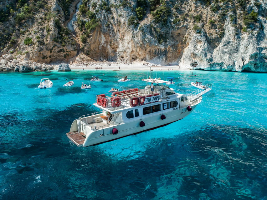 Cala Gonone:Cruise in the Gulf of Orosei with Cala Goloritzé - Cala Mariolu, the highlight for many people