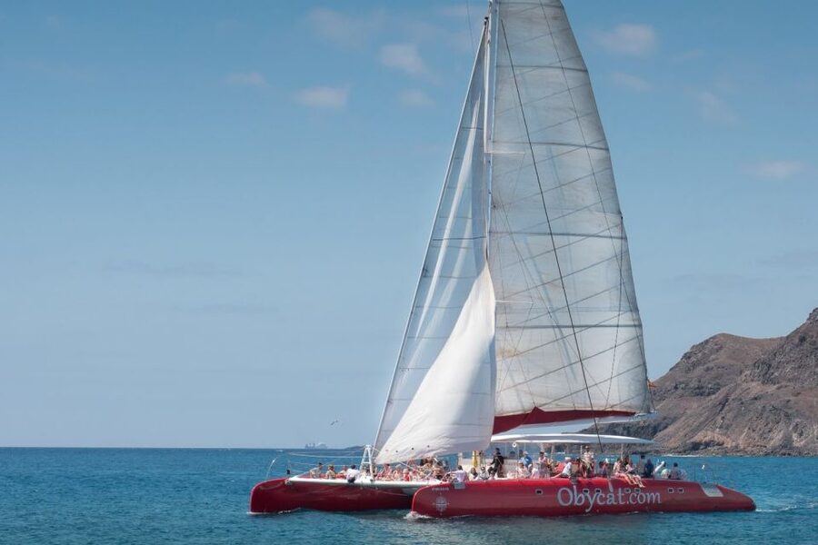 Caleta de Fuste: Catamaran Sailing Experience - The coastal route toward Pozo Negro Bay