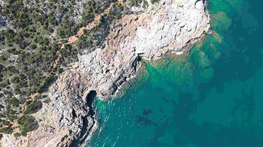 Calpe: Catamaran Tour with Optional Swim Stop - The catamaran atmosphere, music, and onboard drinks