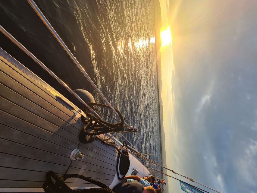 Cambrils: Costa Dorada Sunset Catamaran Cruise with Drinks - Price, timing, and practical value