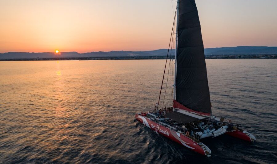 Cambrils: Sunset Catamaran Cruise & Drinks w/ Sunbed - Key Points Before You Book