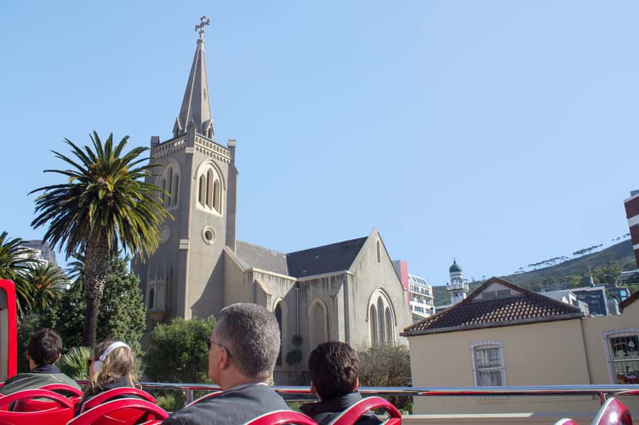 Cape Town: Hop-On Hop-Off Bus Tour with Optional Cruise - The harbor or canal cruise adds a change of pace