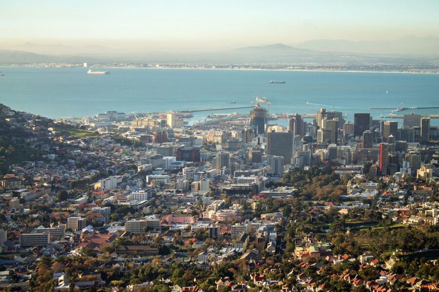 Cape Town: Hop-On Hop-Off Bus Tour with Optional Cruise - Commentary, Wi-Fi, and what the tour does not provide