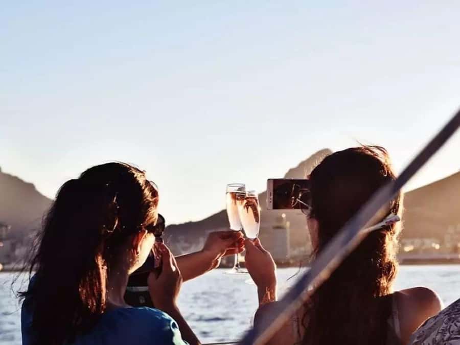 Cape Town: Sunset Champagne Cruise - Key points to know