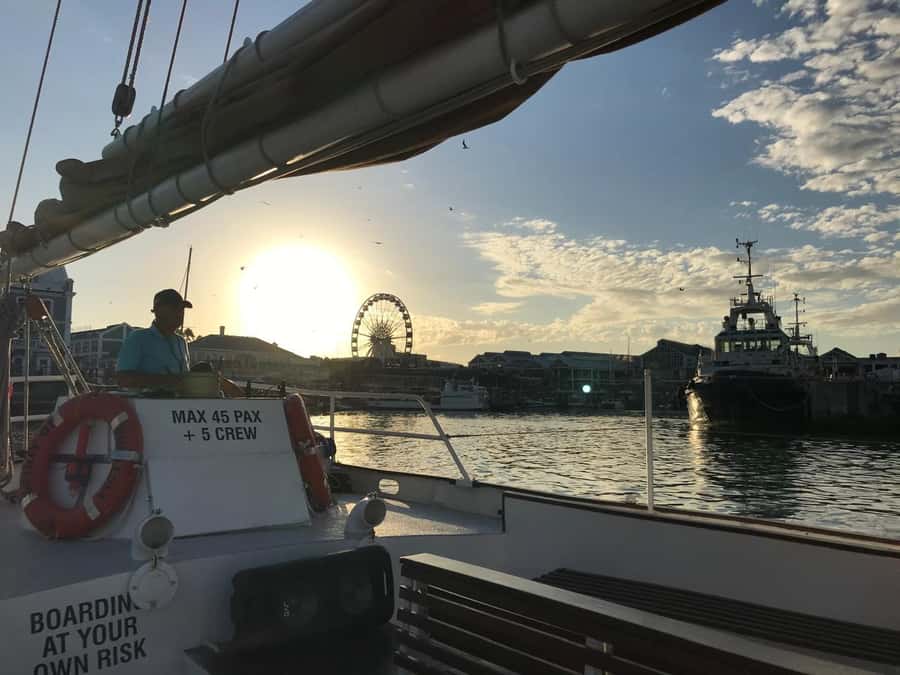 Cape Town: Sunset Cruise from V&A Waterfront with Bubbly - Granger Bay beneath Table Mountain