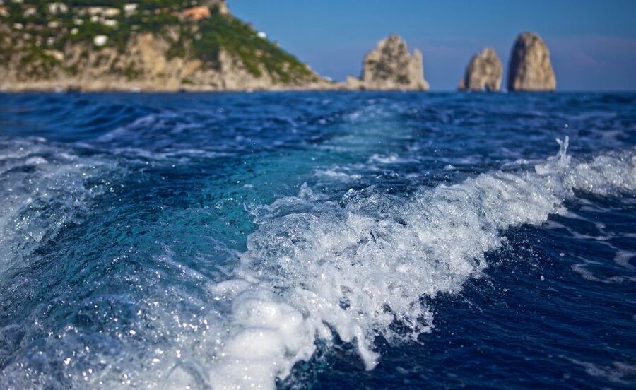 Capri: 2-Hour Boat Tour with Happy Hour - Why seeing Capri from the water changes the island