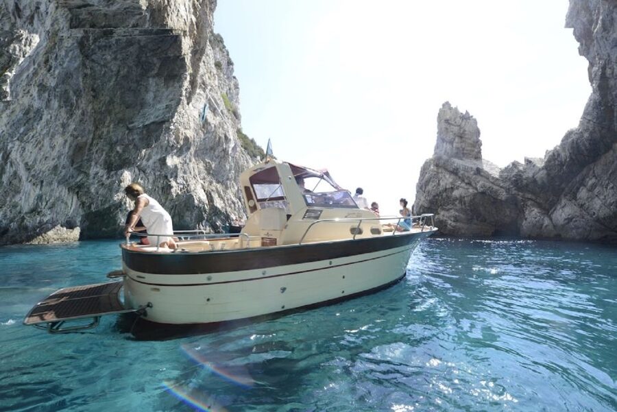 Capri: 2-Hour Boat Tour with Happy Hour - Punta Carena Lighthouse and the western coast