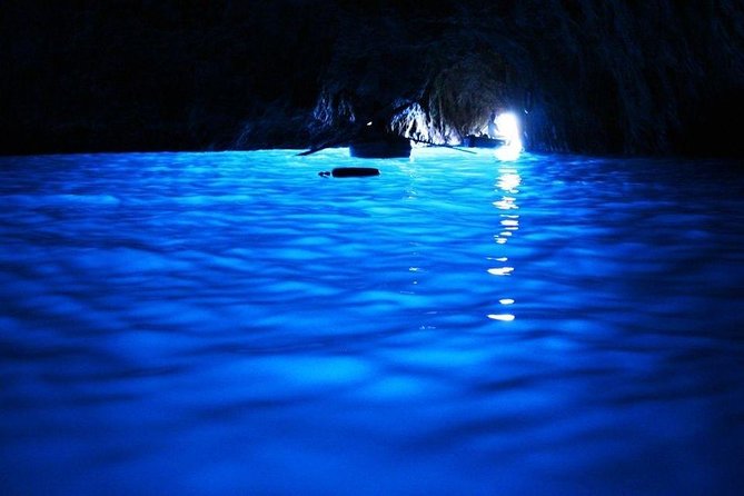 Capri & Blue Grotto Semi Private Boat Day Trip from Sorrento - What is served on the boat