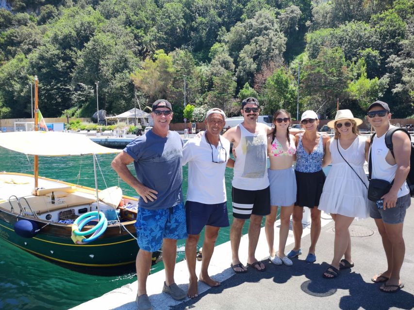 Capri: Island and Grottos Boat Cruise with Snacks and Drinks - Who should book this Capri cruise?
