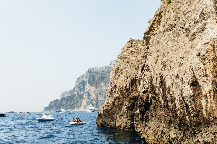 Capri: Island Boat Tour and Optional Blue Grotto Visit - Arco Naturale and the shape of Capri