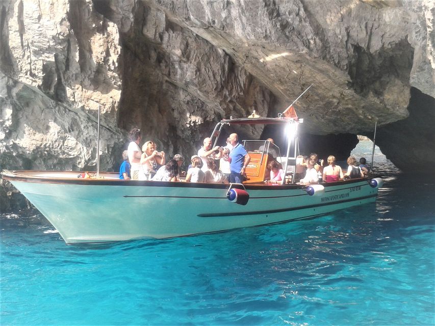 Capri: Island Boat Tour with Blue Grotto Stop - What the guide and boat experience are really like