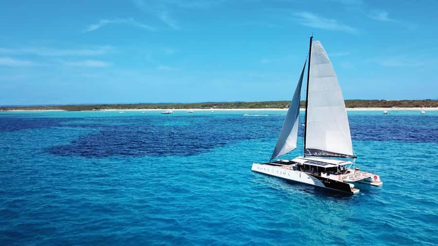 Cartagena: Rosario Islands Catamaran with Lunch and Snorkel - What this Cartagena catamaran trip really offers