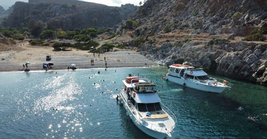 Chania: Menies Beach & Chironisia Bay Cruise with Snorkeling - Setting out from Kolymbari toward the Rodopou Peninsula