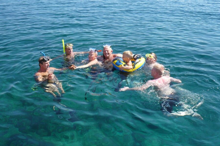 Chania Town: Glass-Bottom Boat Cruise to Thodorou & Lazareta - Lazareta offers the main swimming time