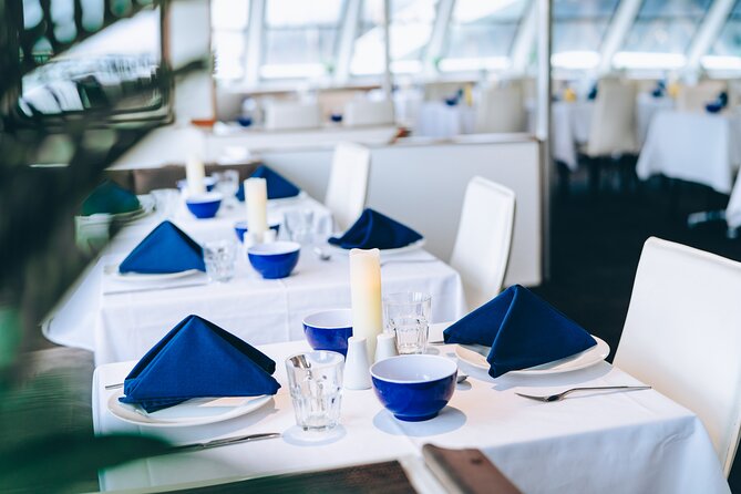 Charles Darwin Dinner Cruise - Is $111.17 fair for this evening?