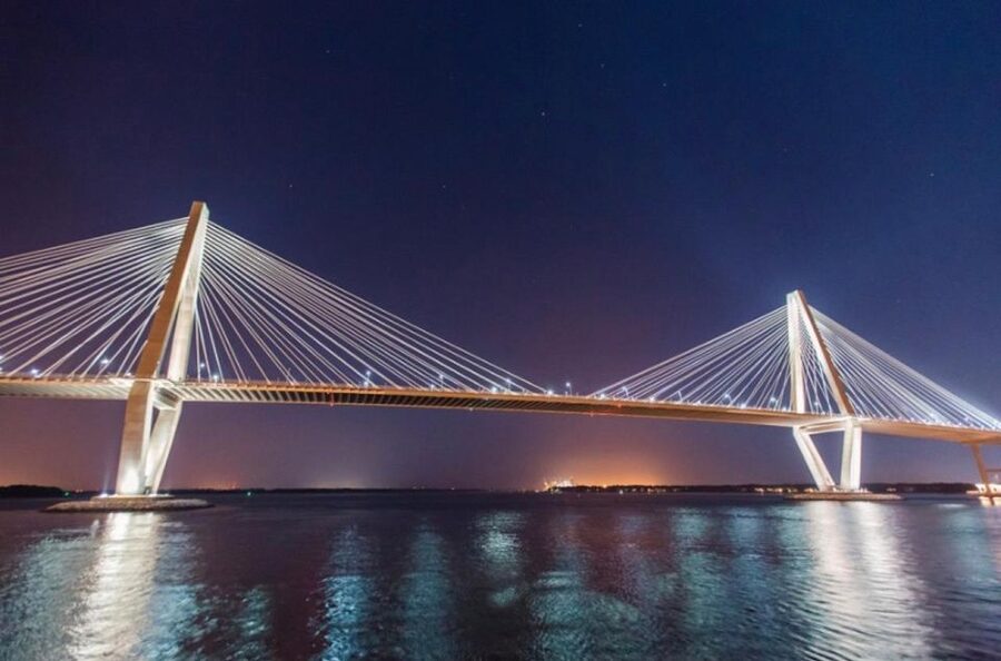Charleston: Luxury Harbor Dinner Cruise - The first minutes on Charleston Harbor