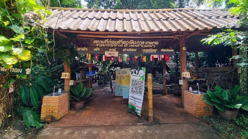 Chiang Mai: Chiang Rai Temples, Golden Triangle & Boat Tour - Black House: Chiang Rai’s Most Unusual Stop