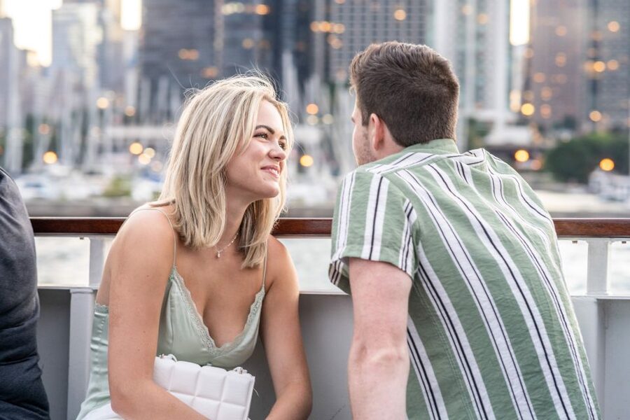 Chicago: 1.5-Hour Scenic Sunset Lake Cruise - Drinks, Garrett’s Popcorn, and the onboard mood