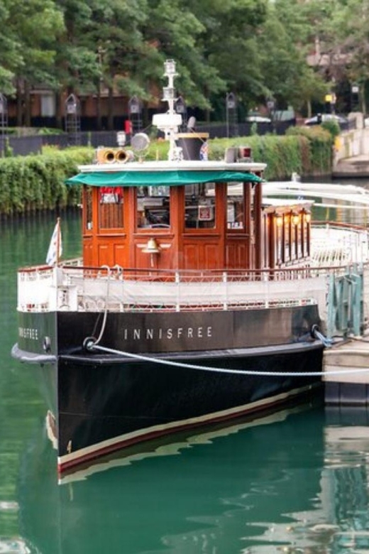 Chicago: Architecture Boat Tour with Drinks - Drinks, seating, and comfort on board