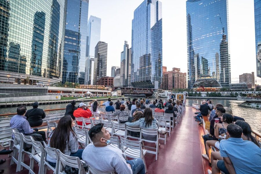 Chicago: Architecture River Cruise Skip-the-Ticket Line - Why the Chicago River is the right classroom