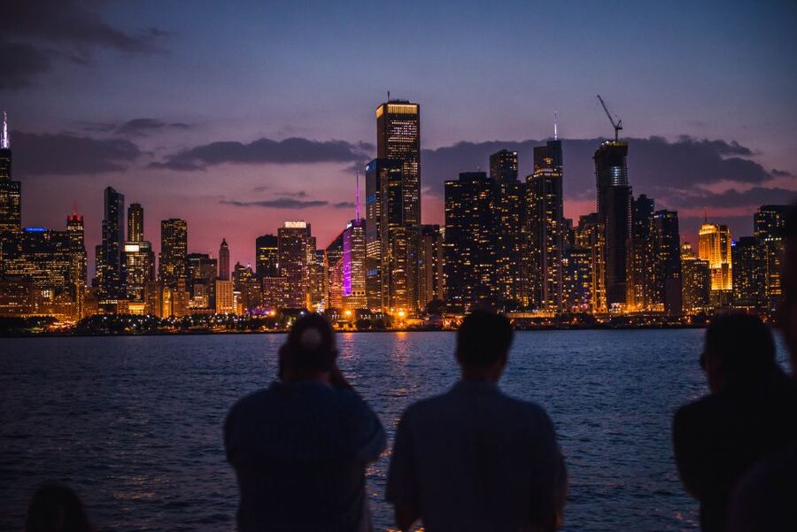 Chicago by Night River and Lake Cruise - How the night lighting changes the experience