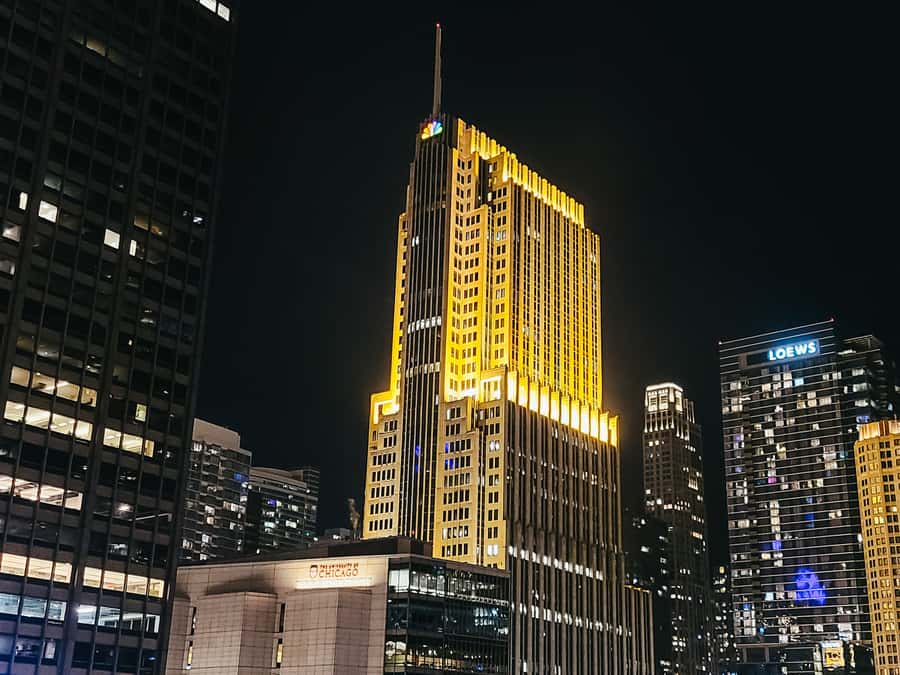 Chicago: Fireworks Cruise with Lake or River Viewing Options - Practical timing tips for a smoother evening