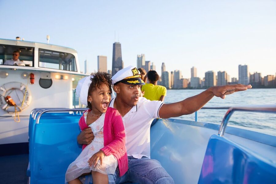 Chicago: Narrated Sightseeing River and Lake Cruise - The Harbor Lock: an unusual working attraction