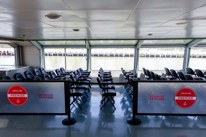 Circle Line: 2.5hr - Complete Manhattan Island Cruise - Live guides make the biggest difference