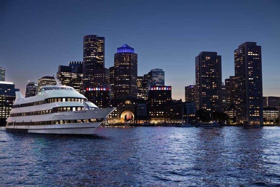 City Cruises Boston: Harbor Buffet Lunch or Dinner Cruise - Key points to know before booking